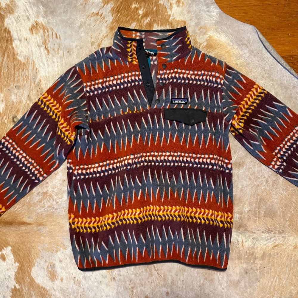 Patagonia Women's Lightweight Synchilla® Snap-T® Fleece Pullover in multicolor